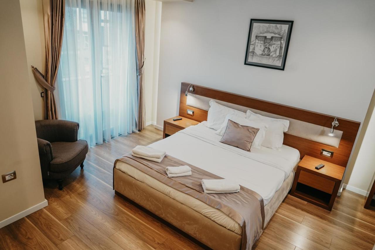 Center Hotel Gjirokastër المظهر الخارجي الصورة