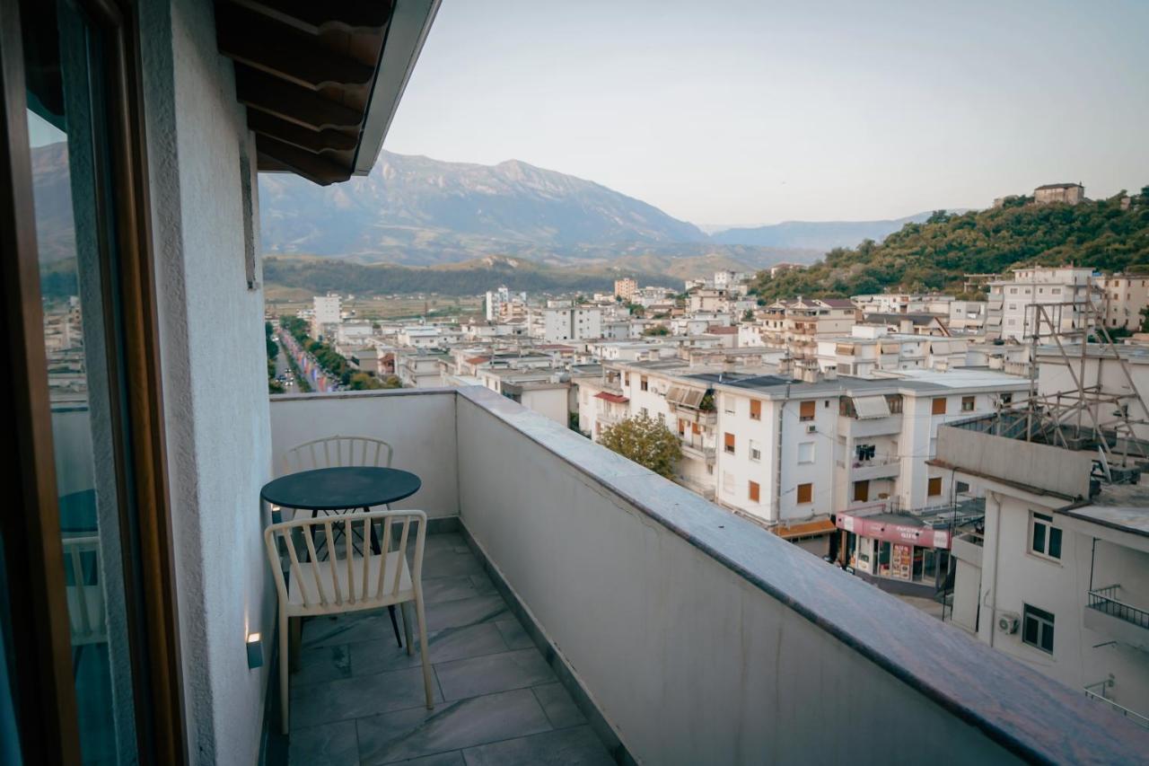 Center Hotel Gjirokastër المظهر الخارجي الصورة