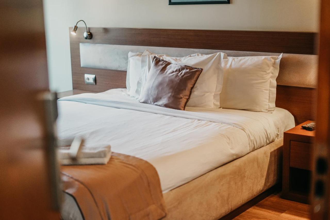 Center Hotel Gjirokastër المظهر الخارجي الصورة