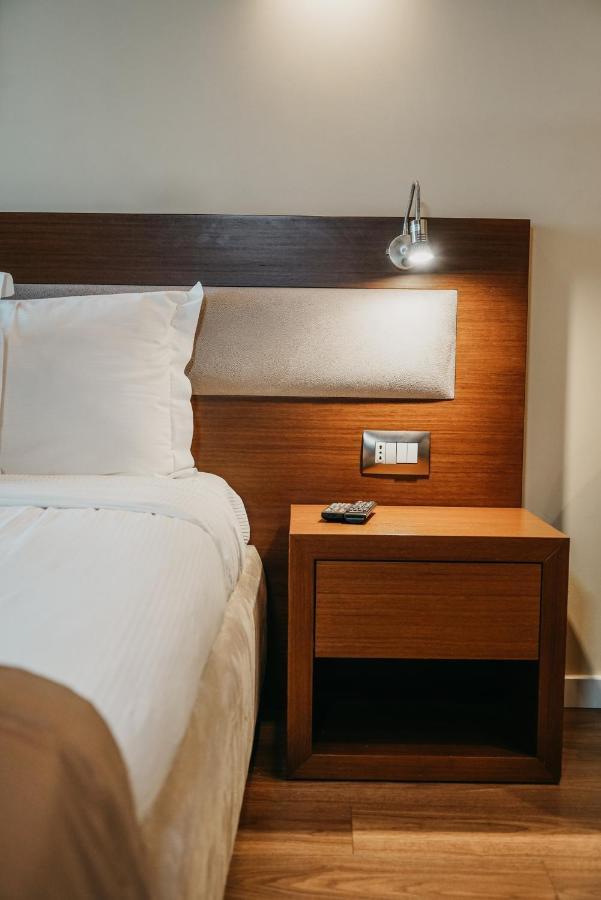 Center Hotel Gjirokastër المظهر الخارجي الصورة