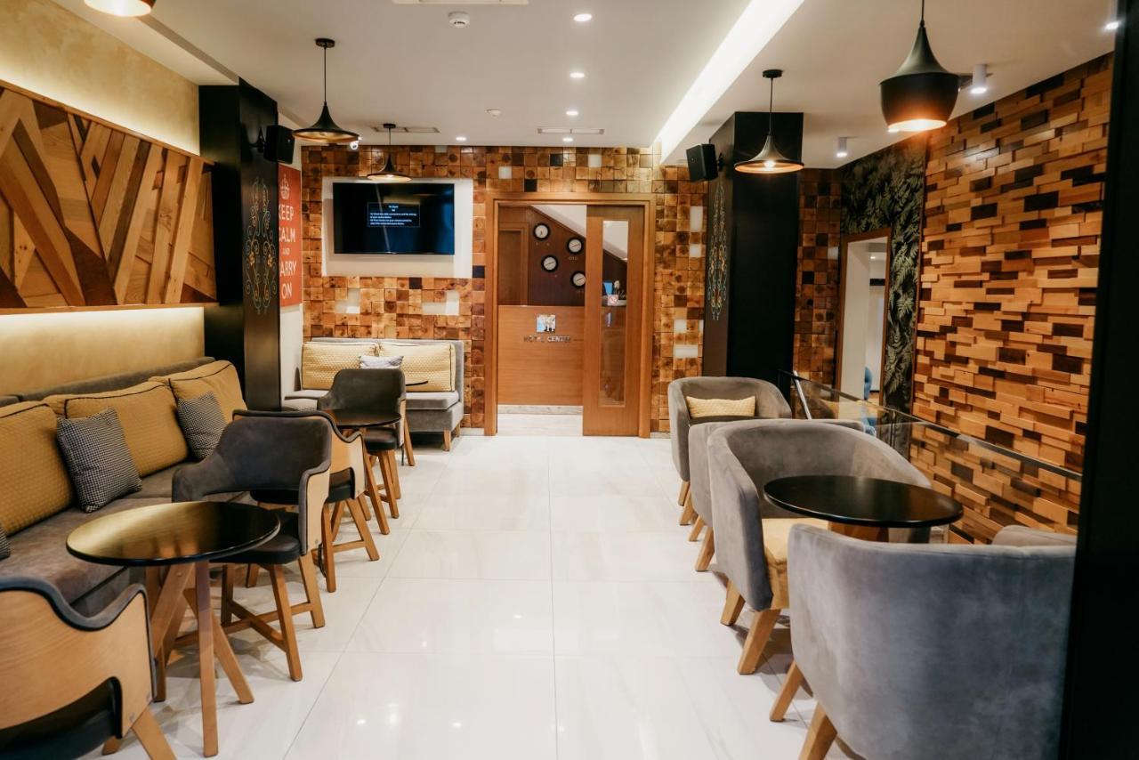 Center Hotel Gjirokastër المظهر الخارجي الصورة