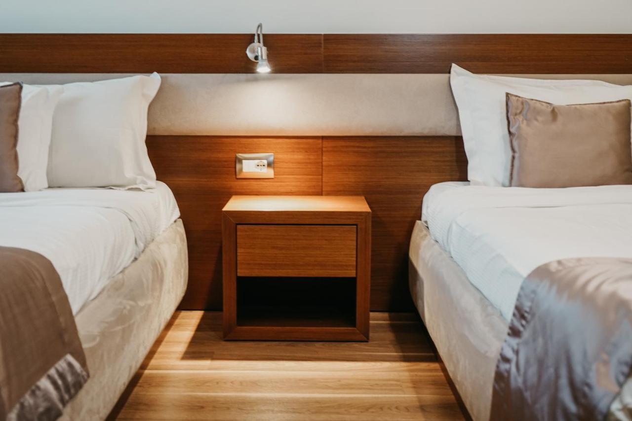 Center Hotel Gjirokastër المظهر الخارجي الصورة