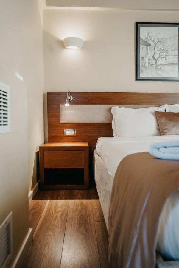 Center Hotel Gjirokastër المظهر الخارجي الصورة