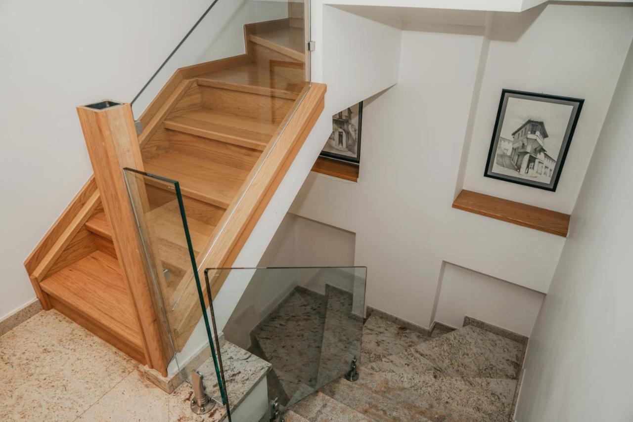 Center Hotel Gjirokastër المظهر الخارجي الصورة